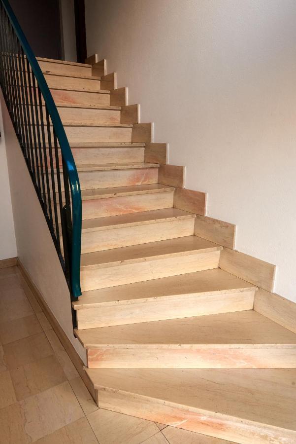 Chambres A Louer Dans Appartement Balcon - Wifi - Parking Gratuit Nevers Exterior photo