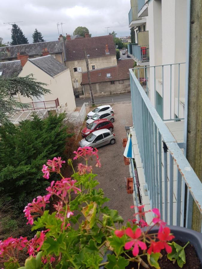 Chambres A Louer Dans Appartement Balcon - Wifi - Parking Gratuit Nevers Exterior photo